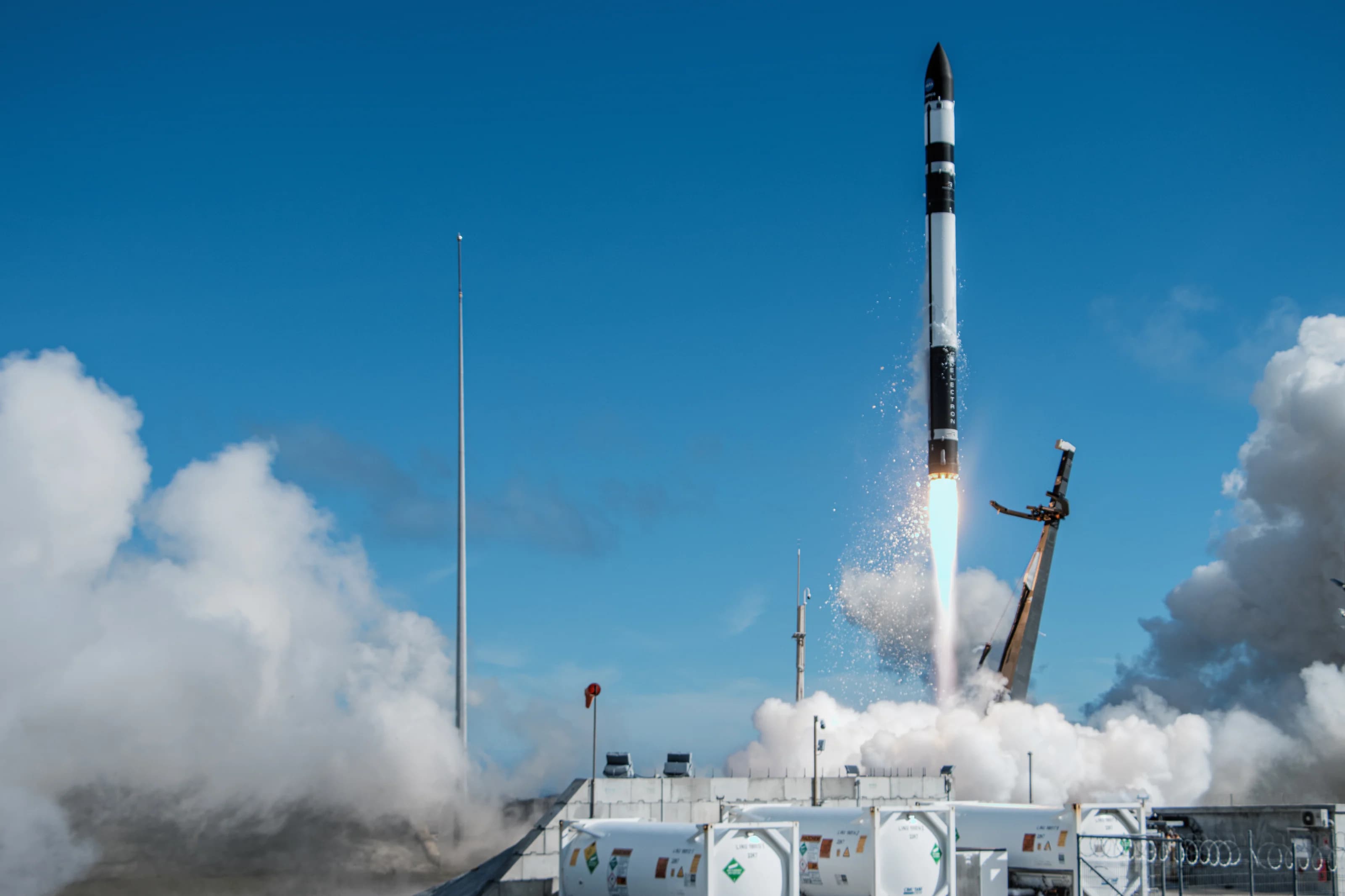 Rocket Lab Electron lifting off from Launch Complex 1 on New Zealand's Māhia Peninsula