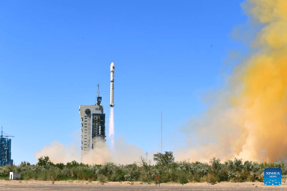 Long March 2D launching China's space computing satellite constellation