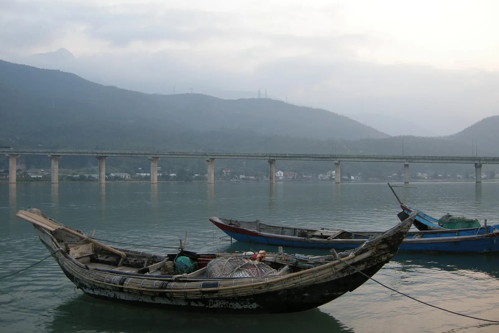 Vietnamese fishing boats in Lăng Cô lagoon