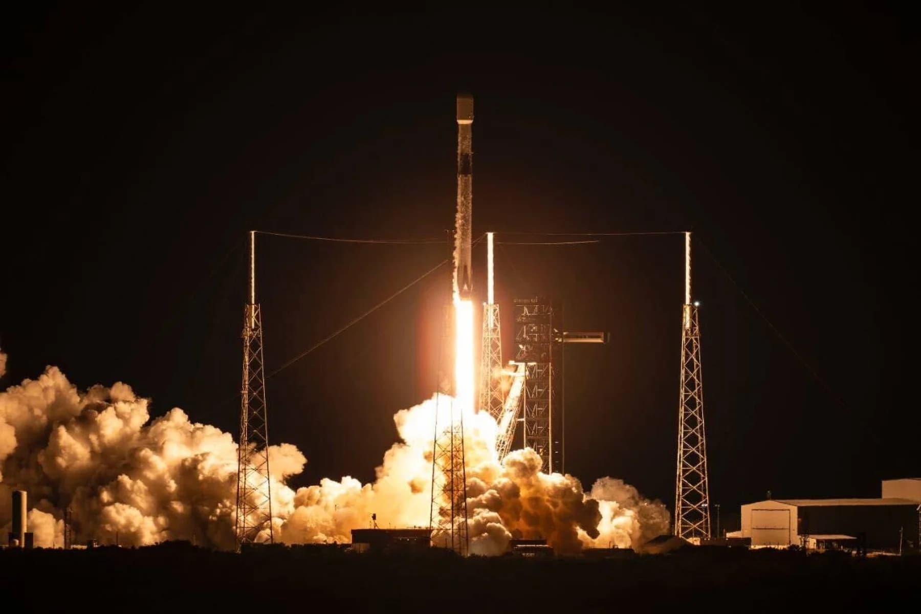 SpaceX 猎鹰 9 号发射韩国 425 项目最后一颗侦察卫星